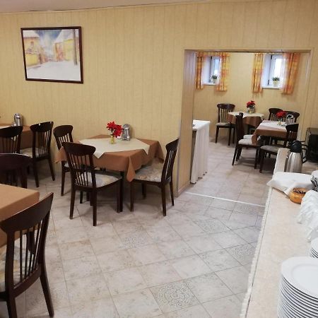 Polus Pension Σόπρον Εξωτερικό φωτογραφία